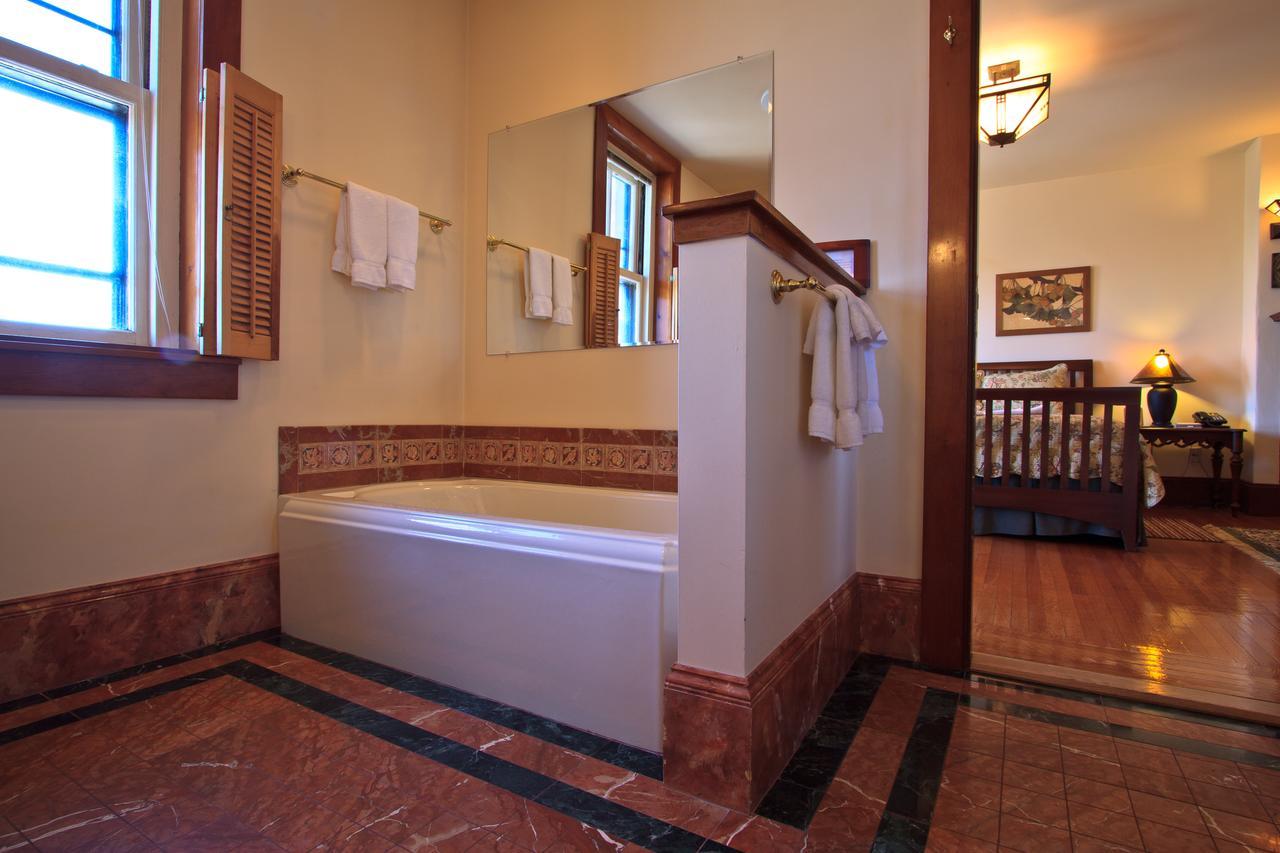 The Gryphon House Bed & Breakfast บอสตัน ภายนอก รูปภาพ