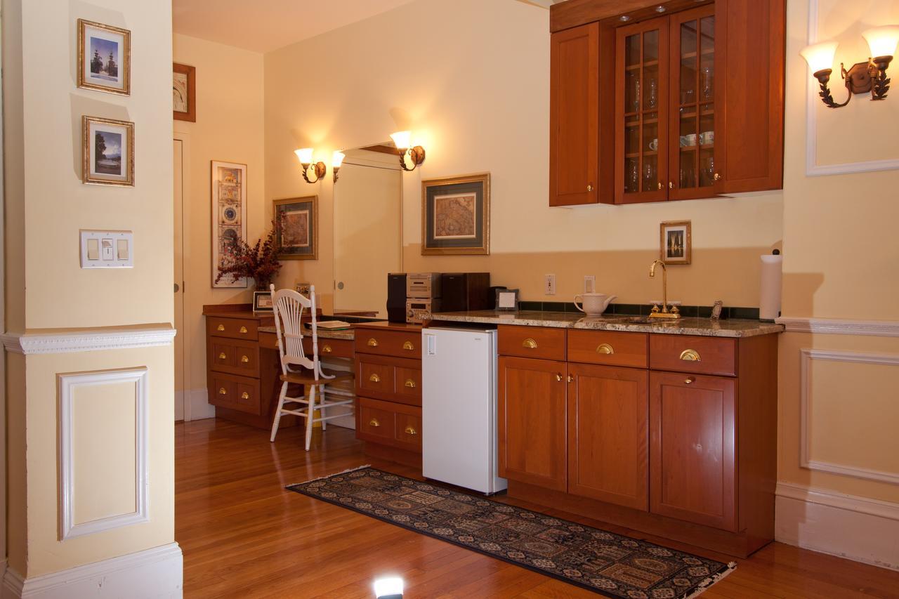 The Gryphon House Bed & Breakfast บอสตัน ภายนอก รูปภาพ